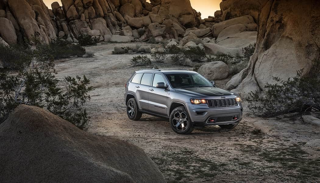 Grand Cherokee Trailhawk New Jeep Named SUV of the Year