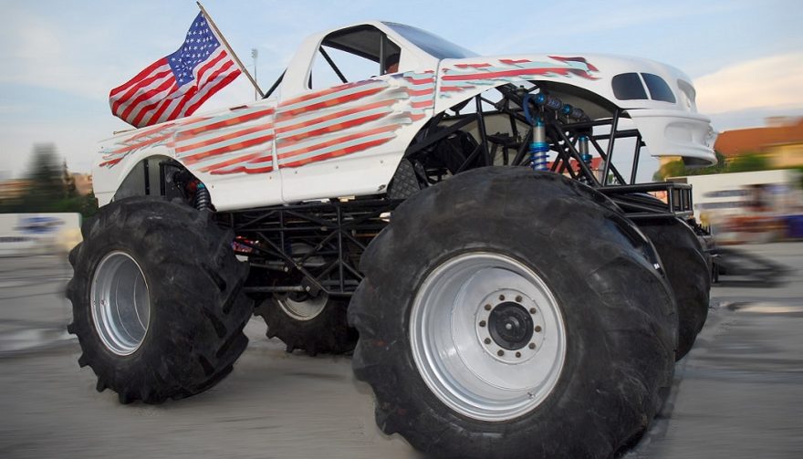 If you know how to make a truck louder, you can make it sound like this monster truck