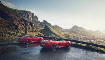 Porsche 718 Boxster T 718 Cayman T (1) Porsche has used the Touring T to mean driver-focused. Now it is applying the formula to its smallest cars. The Porsche 718 Boxster T and Cayman T
