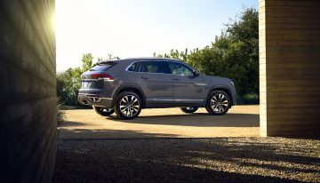 Volkswagen Atlas Cross Sport (2) The Volkswagen Atlas Cross Sport trims the roof of the Atlas to remove the third row but add more style and a more premium inside