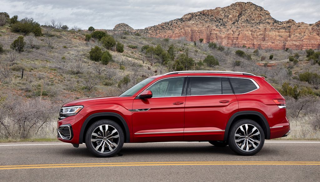 Needing lots of seats doesn't mean your budget's big. So 2020's cheapest three-row crossovers give you the seats you need at a price that's nice